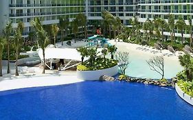 Azure Urban Resort Maui Unit